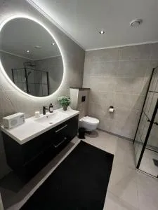 Nytt hus i fredfullt nabolag - 韦尔达尔