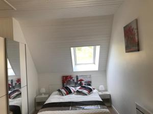 Villas Calme, espace, grand jardin, parkings, 14 persons, 10 min place Conleau : photos des chambres