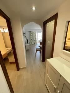 Coblanca III Alquilevante