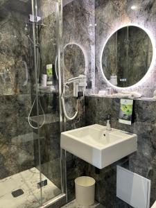 Hotels Sure Hotel by Best Western Reims Nord : photos des chambres