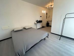 Appartements Studio B2 20m2 cosy 5min a pied des Gares : photos des chambres