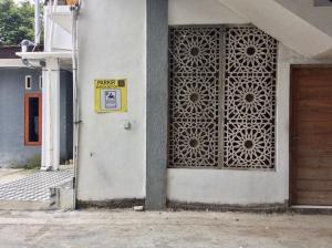 Reddoorz Syariah near Sleman city hall 4