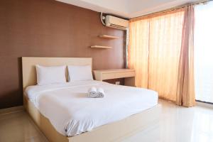 Good Deal Studio Room at Beverly Dago Apartment By Travelio