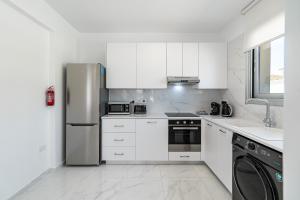 Villa Seabreeze Sofia by Ezoria Villas