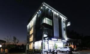 Treebo Sandpipers Kushalnagar