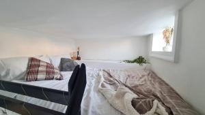 Unique and cozy apartment in central London