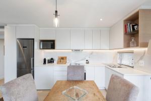 Central Southern Suburbs Leafy Village Neighbourhood