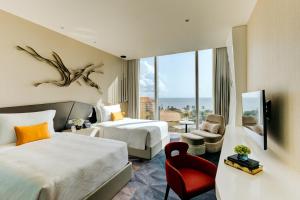 Cinnamon Life at City of Dreams