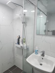 Gangneung Solhyang Hue House