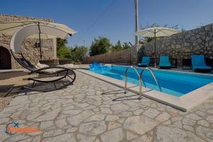 Luxury and modern villa with pool near beach by Traveler tourist agency Krk - ID 2138