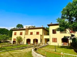 MoVa Appartamenti Vacanze - Campiglia dʼOrcia