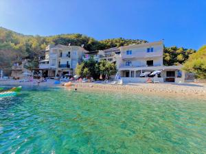 Robinson Edita - 3hvězdičkové hotely ve městě Bogomolje