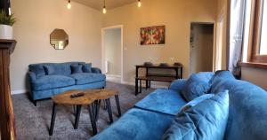 3 Doubles - Sleeps 8 - Ideal for Work Crews