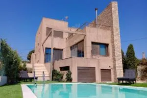 Endless Horizon Villa with Infinity pool - Skalánion