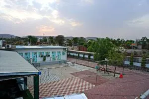 SURYA RESORt - Mahwah