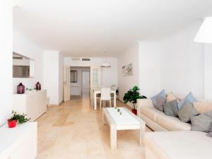 Apartment Los Lagos de Santa Maria by Interhome