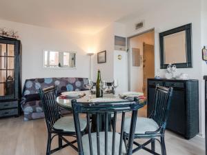 Apartment Cabourg 2000-7 by Interhome