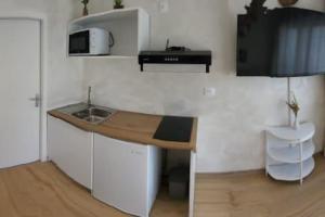 Studio contemporain avec parking gratuit