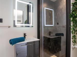 Chalets Chalet La Naty by Interhome : photos des chambres