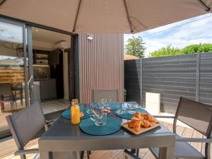 Chalets Chalet La Naty by Interhome : photos des chambres
