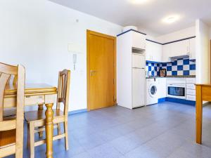 Apartment Mar de Oropesa II - Playa Concha by Interhome