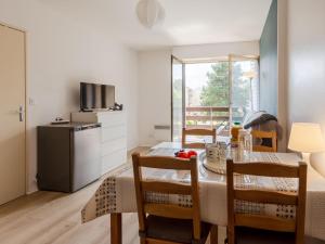 Appartements Apartment Le Sporting-17 by Interhome : photos des chambres