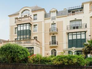 Appartements Apartment Les Balcons de Cezembre by Interhome : photos des chambres
