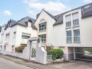 Appartements Apartment Calme et Vue sur l-Etang au Duc by Interhome : photos des chambres