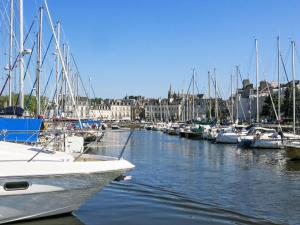 Appartements Apartment Calme et Vue sur l-Etang au Duc by Interhome : photos des chambres