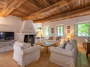 Maisons de vacances Holiday Home Les Glycines by Interhome : photos des chambres