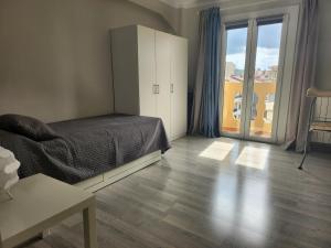 Piso centrico amplio-luminoso