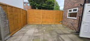 Eastpark 5 bdrms Walk to O2 Apollo and City