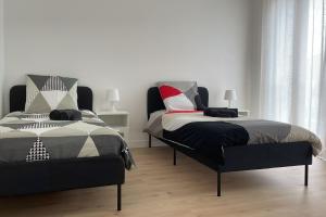 Appartements Spacious apartment of 120 m in Gujan-Mestras : photos des chambres