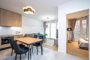 Apollo Apartments Prochowa 6