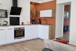 Appartements Le P'tit Patio, Terrasse privative. : photos des chambres