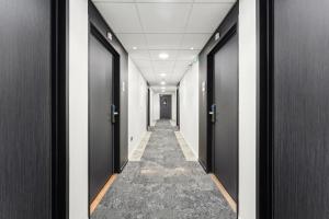 Hotels Hotel Akena Pierrelaye : Chambre Supérieure Lit Queen-Size