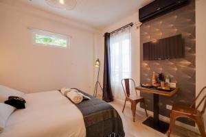 Stunning studio near Canal St Martin - DIVINE MOON