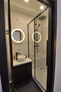 Stunning studio near Canal St Martin - DIVINE MOON