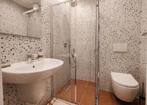 Central Flower Studio Apartment 3