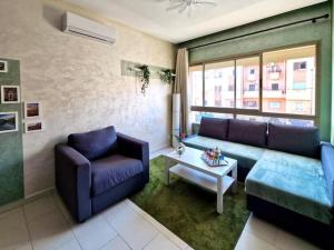 Bright Medina Apt w Big Balcony