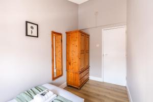 magnificent 3BR Apt with Balcony