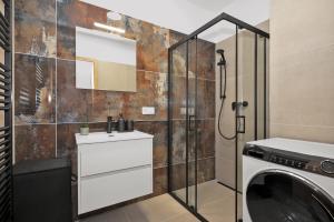 Fully equipped Apartments with Terraces, Free garage parking, Netflix & AC - by Apartmány Šlapanice cz