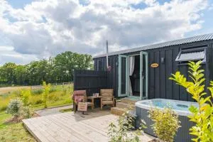 Cascade by Bloom Stays - Saint Michaels