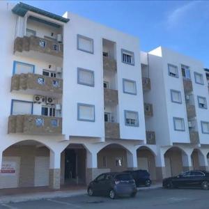 Appartement propre à 5 mn à pied de la plage familles seulement