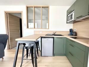 Appartements Le Safari - Neuf - Parking Prive - Calme - Wifi - Clim : photos des chambres