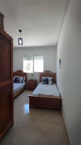 Appartement propre à 5 mn à pied de la plage familles seulement