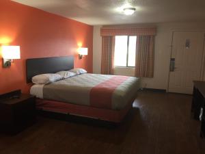Motel 6-Waco, TX