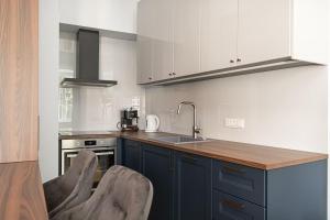 Stylish Old Town Apartment by URBAN RENT