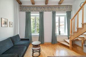 Stylish Old Town Apartment by URBAN RENT