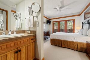 The Charter at Beaver Creek A230